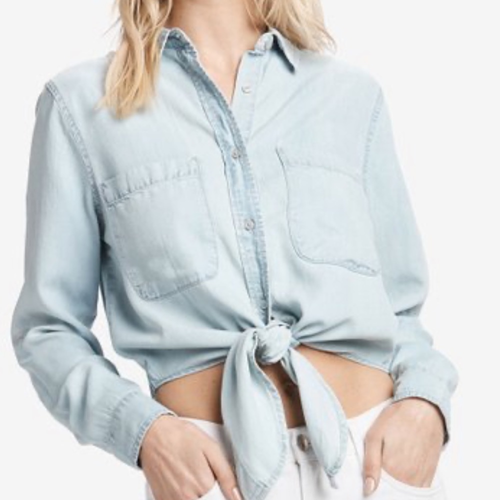 Lolë denim top